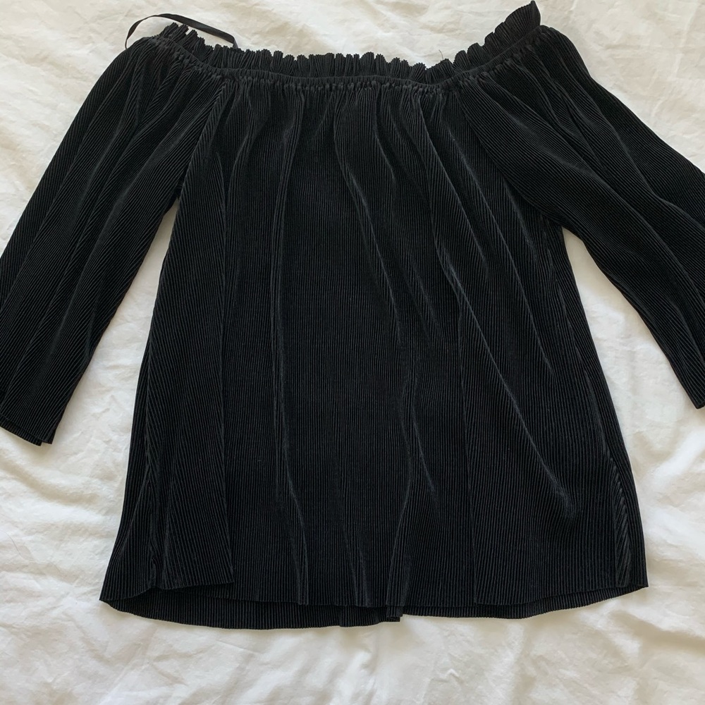 Joa off the shoulder black ribbed top